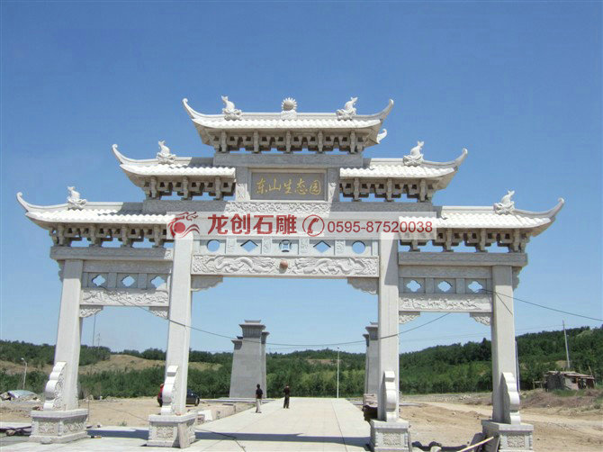 福建石雕牌楼是最常见的门楼形式